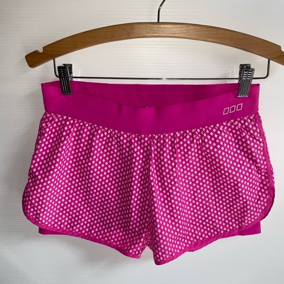 Lorna Jane hot pink diamond print womens athletic bike underlay shorts size XS - Picture 2 of 13